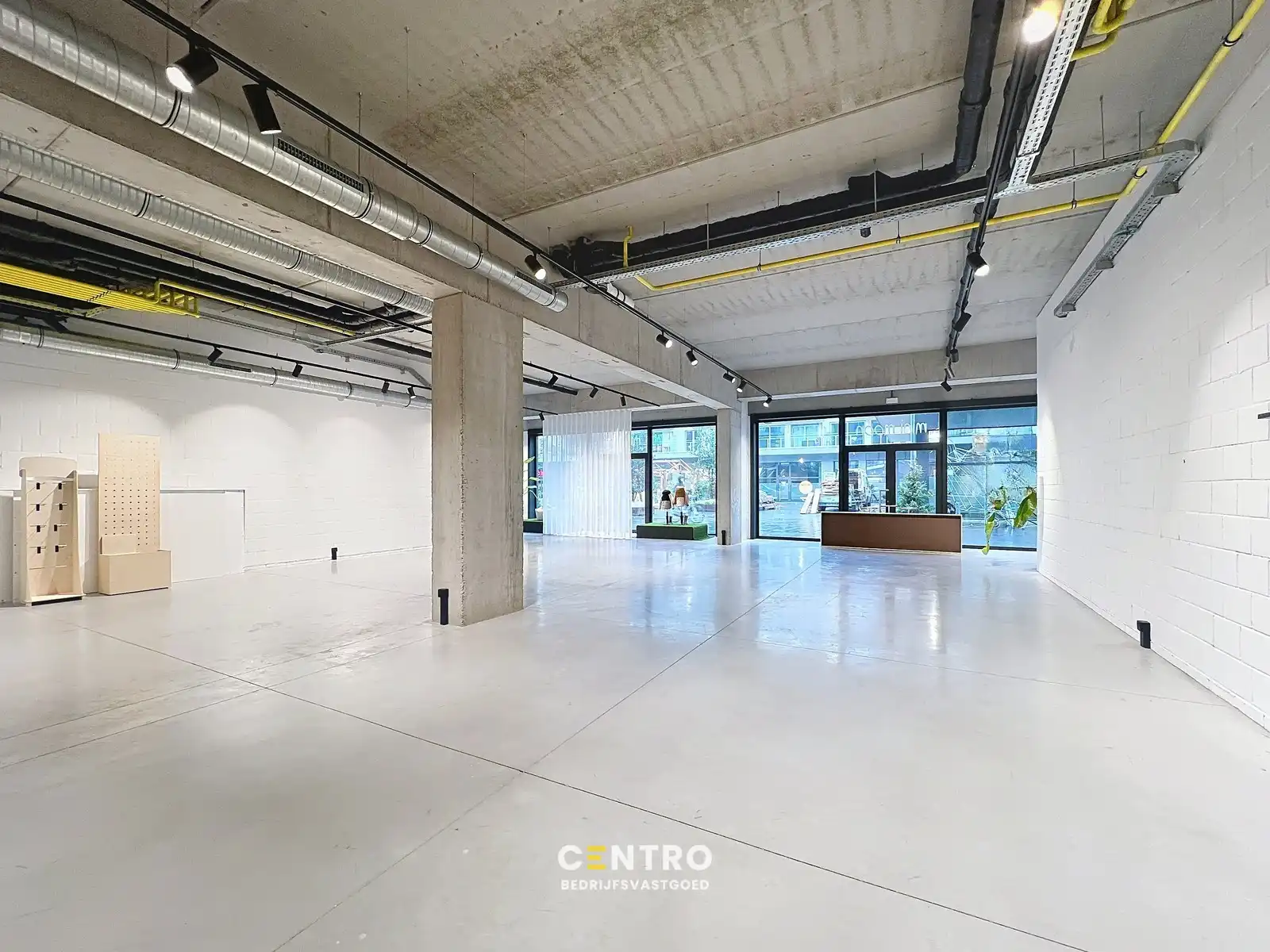 Modern, energiezuinig pand met industrieel karakter tot 285 m² op topligging in De Munt. foto 11