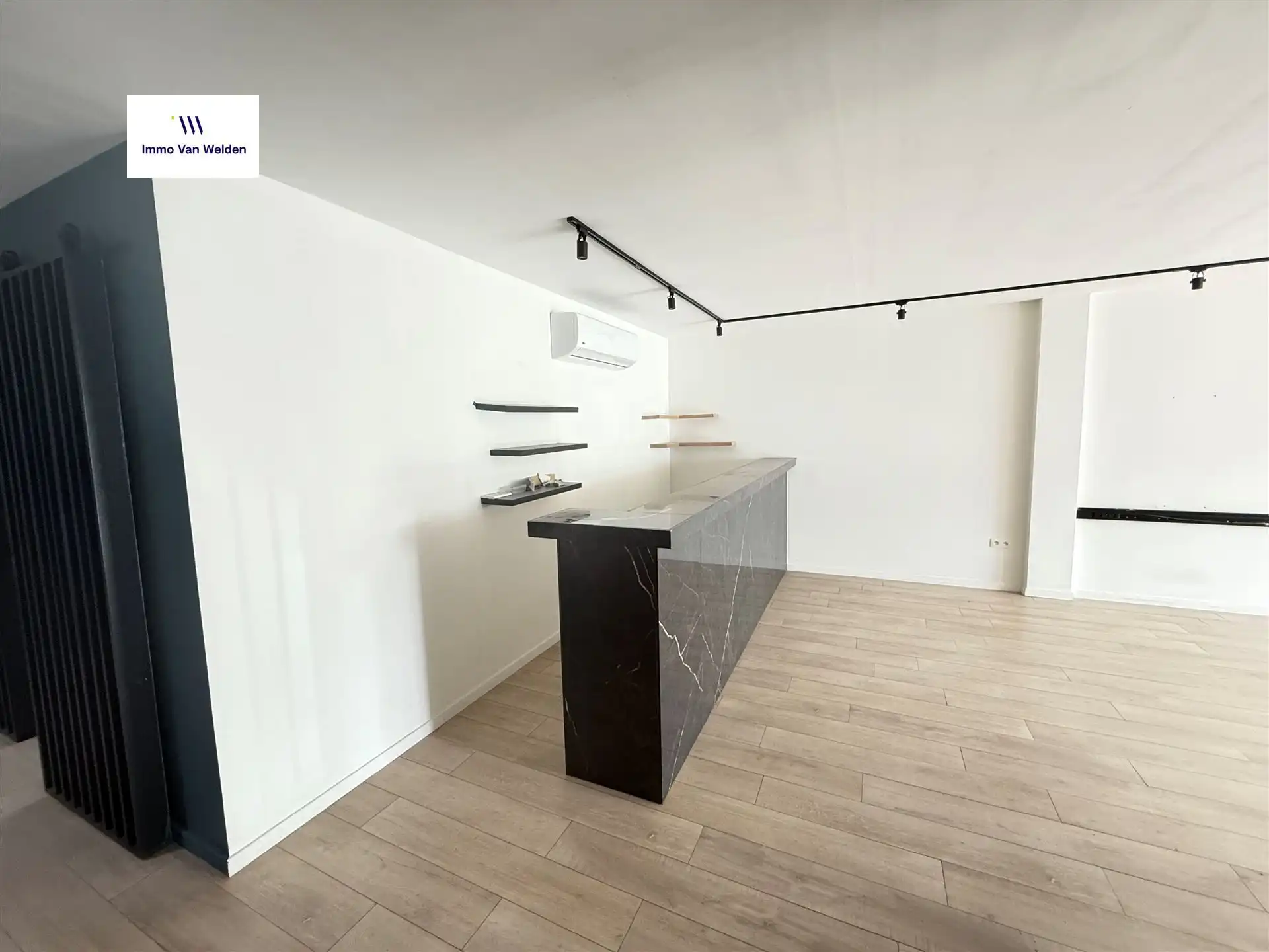 Handelspand van 150m² in hartje OUDENAARDE foto 2