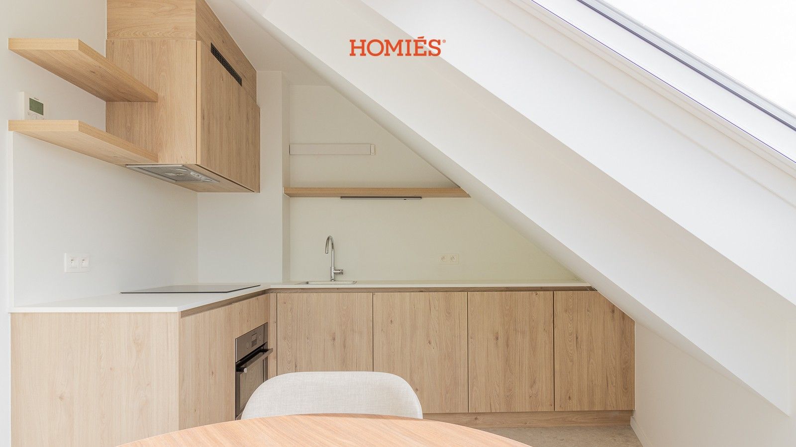 Gerenoveerd gebouw (AAA) - 4 appartementen en 1 studio foto 9