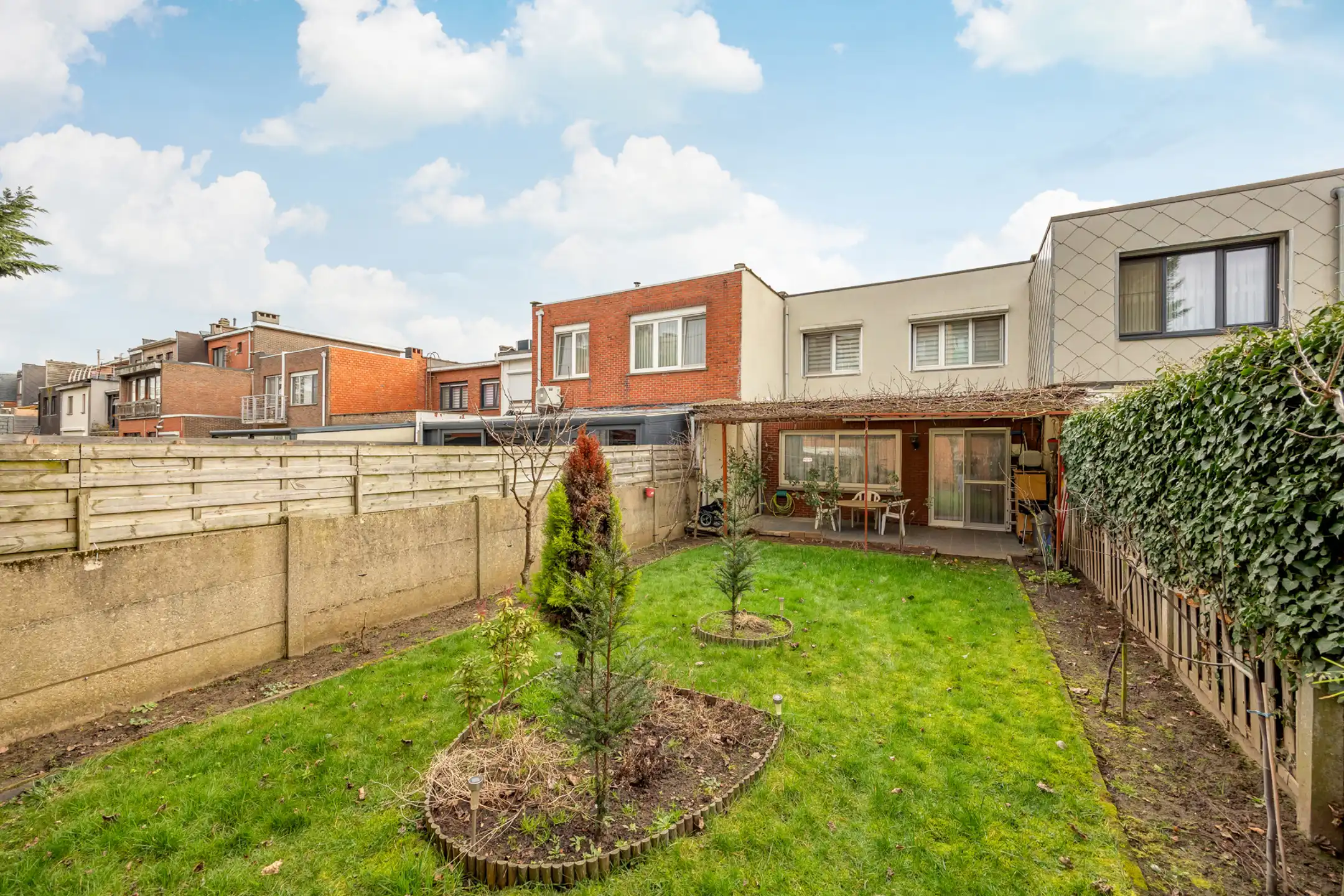 Instapklare gezinswoning met 3 slaapkamers foto 28