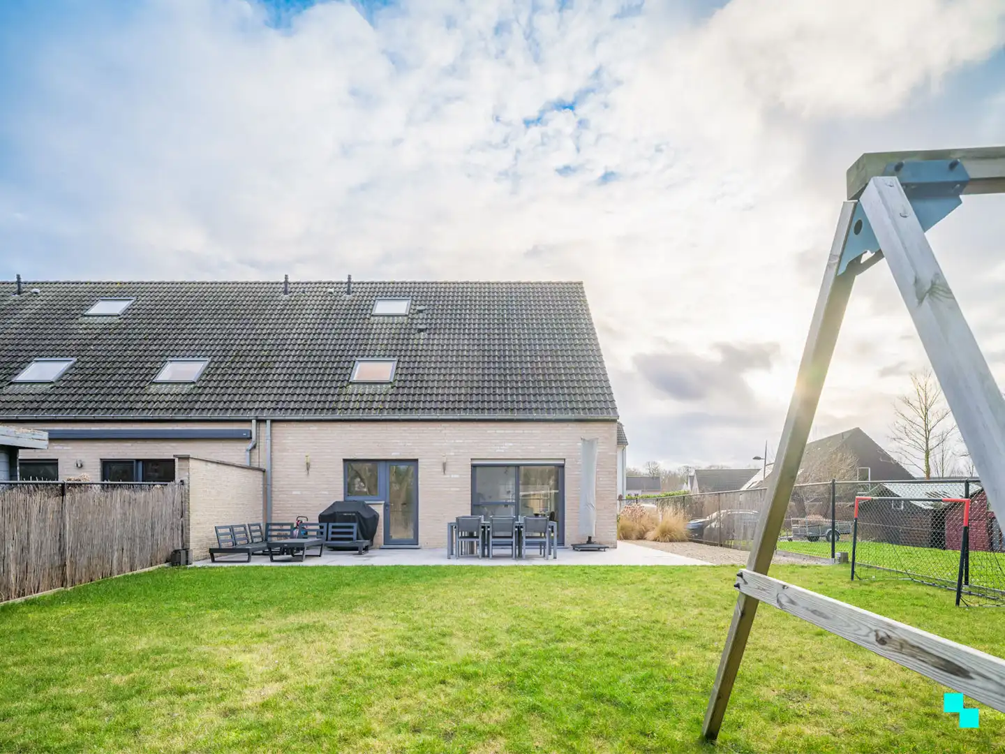 Instapklare halfopen bebouwing in het hart van Merelbeke foto 30