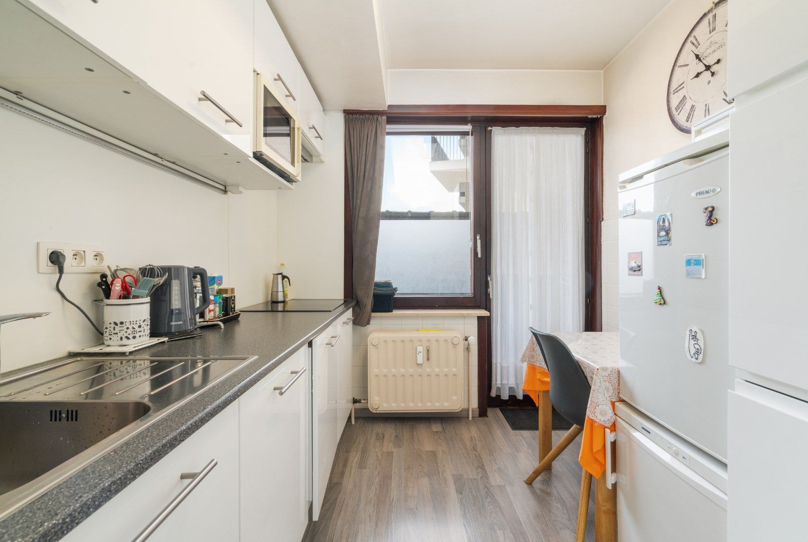 Gunstig gelegen éénslaapkamer appartement met garage foto 4