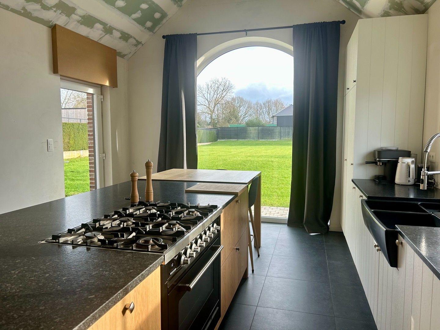 Vrijstaande woning op ruim perceel te Laakdal te huur! foto 4