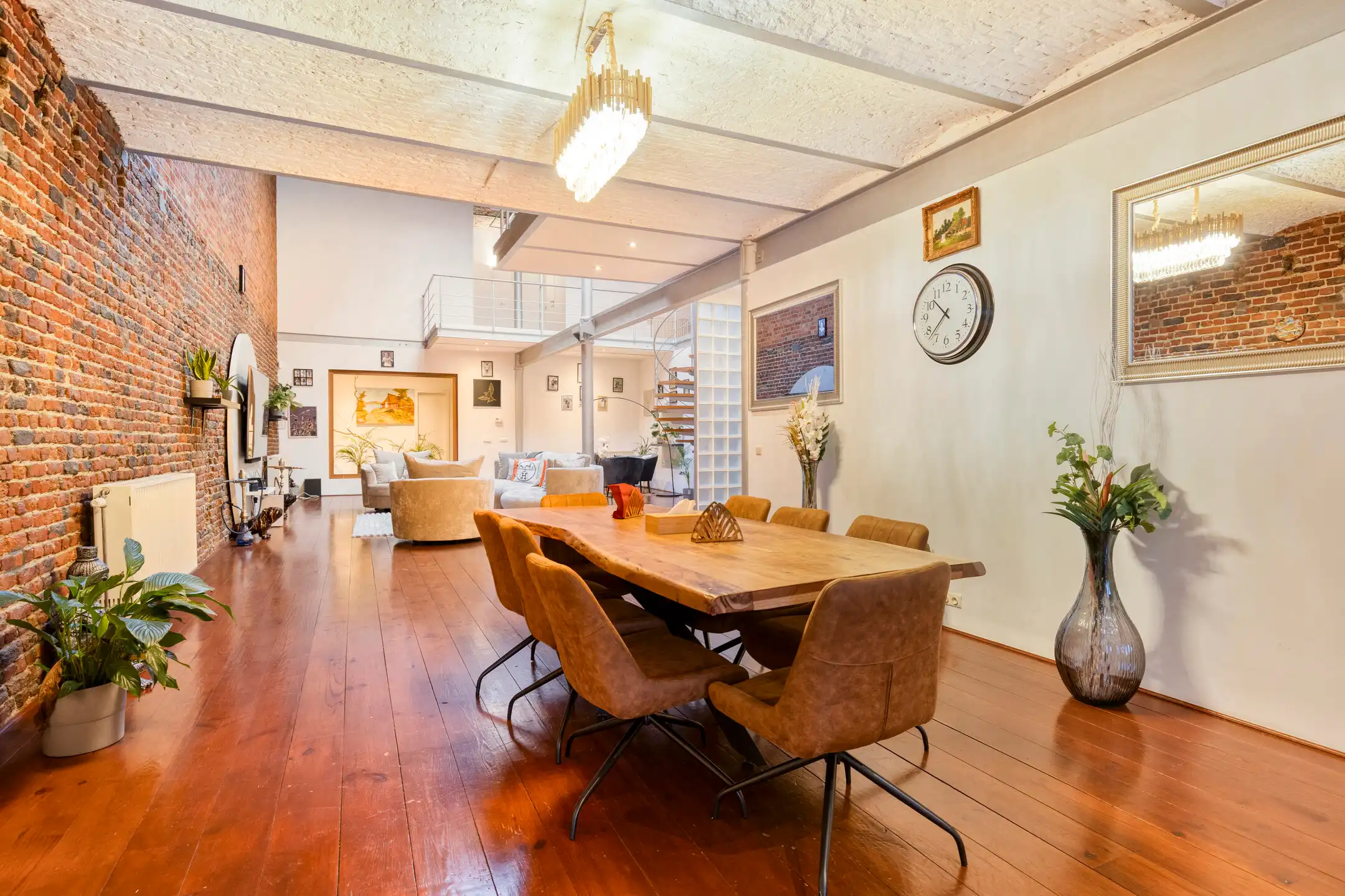 Wonen in Geschiedenis: Loft 340 m² in Oude Koffiebranderij foto 8