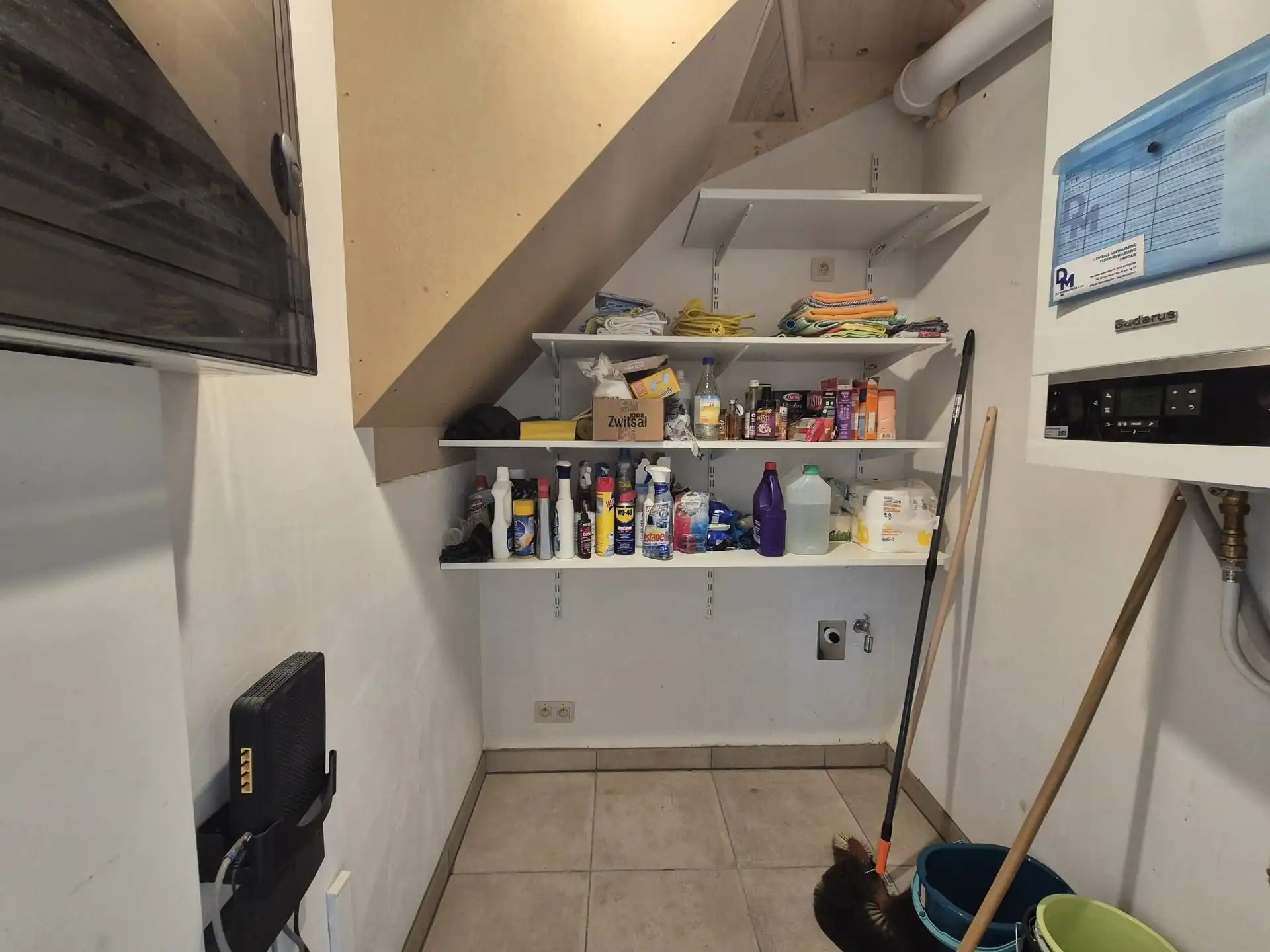 Gunstig gelegen ruim éénslaapkamer appartement met leuk terras. foto 18