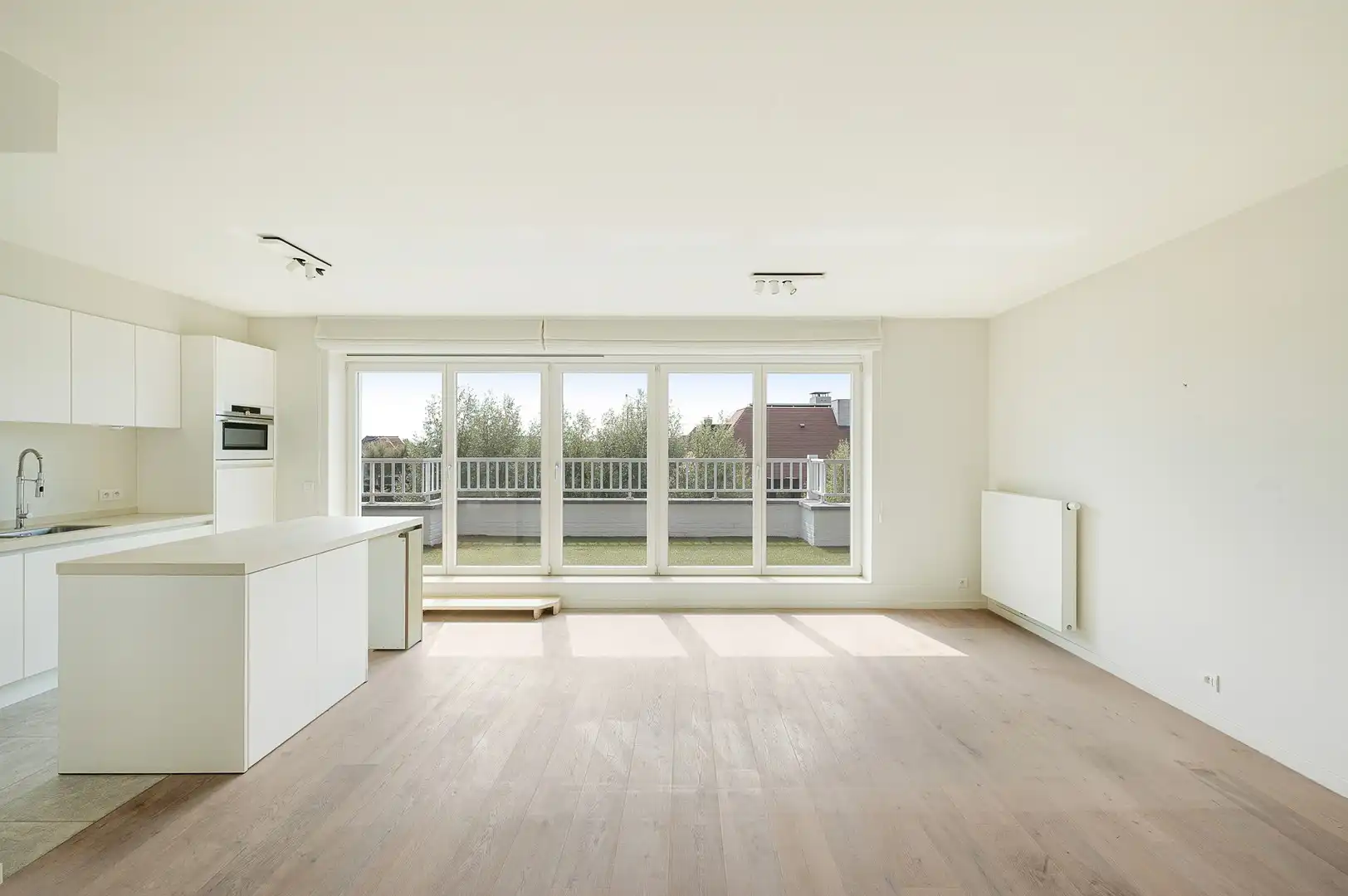 Recent appartement met zuidgericht leefterras. foto 6