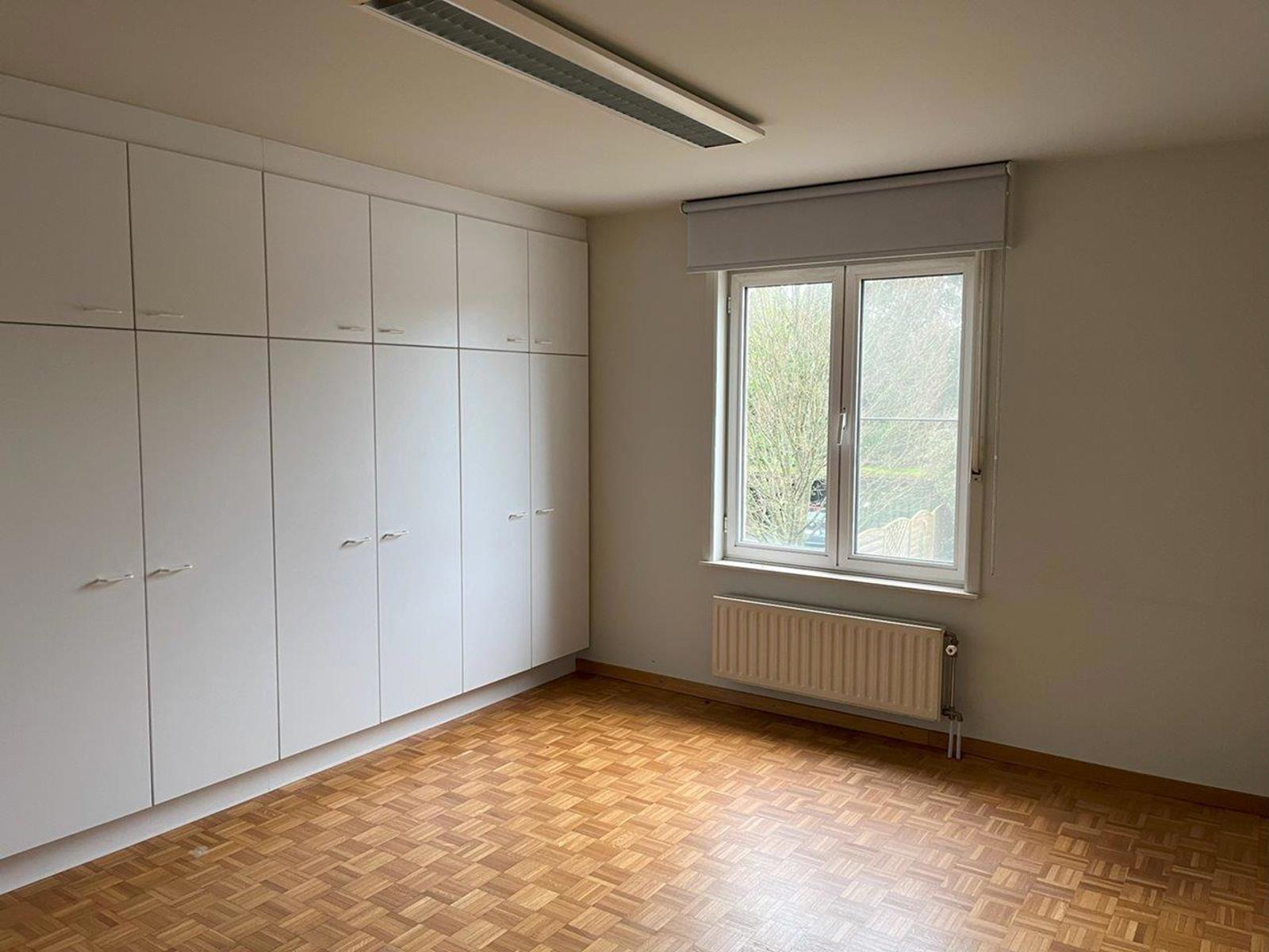 Appartement van 118m² met o.a. 2 slaapkamers en garage foto 6