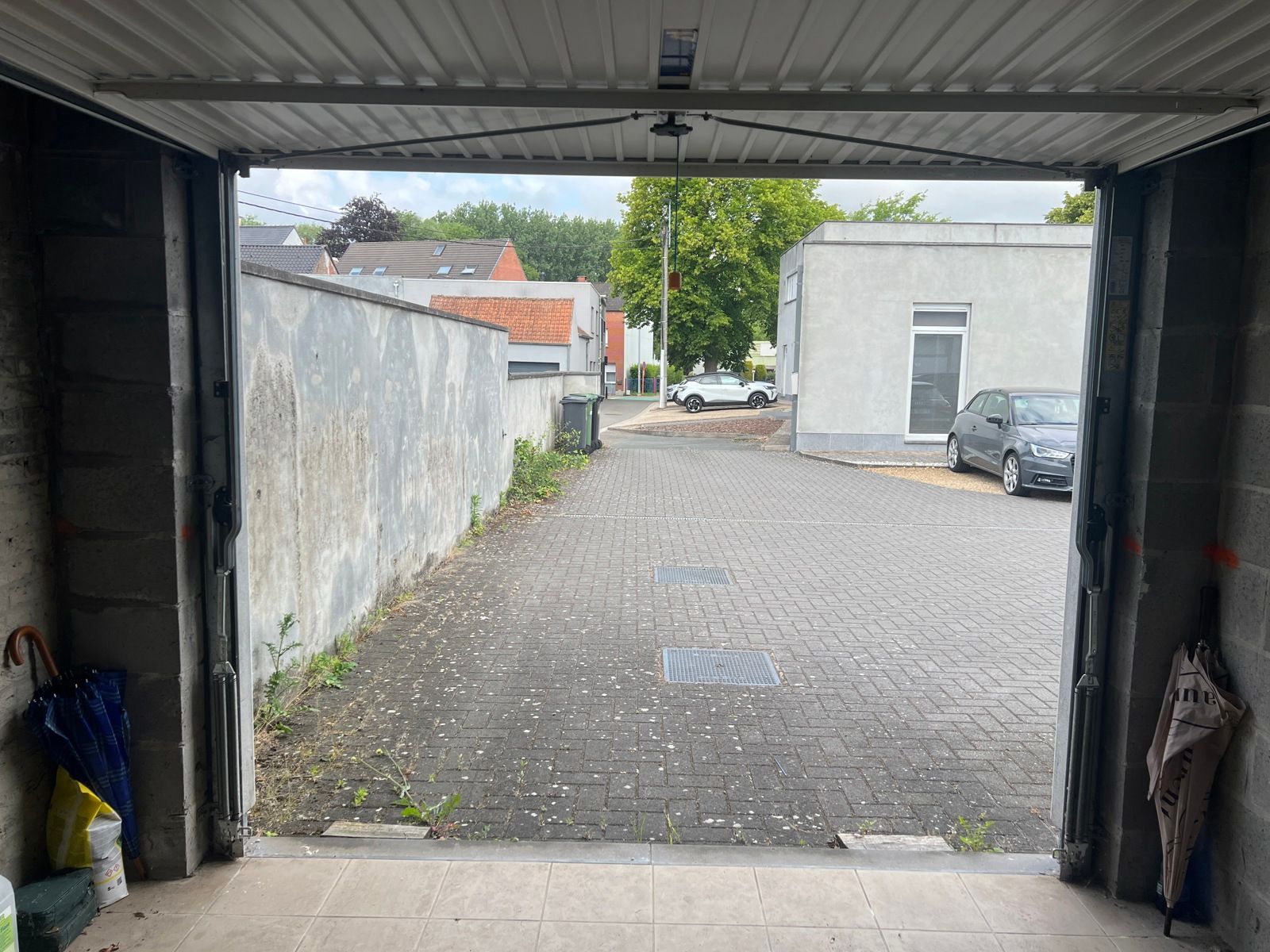 GESLOTEN GARAGEBOX TE KOOP IN MOORSEL (AALST) foto 4