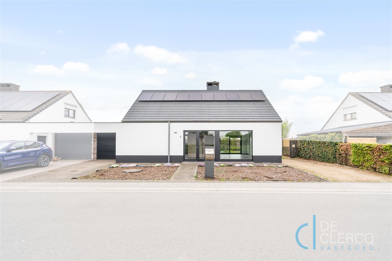 Gerenoveerde woning te koop in rustige woonwijk te Melle! foto {{pictureIndex}}