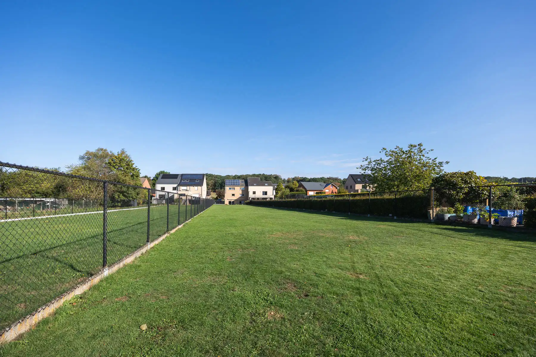 Ruime energiezuinige woning met 6 SLPK's en diepe tuin foto 25