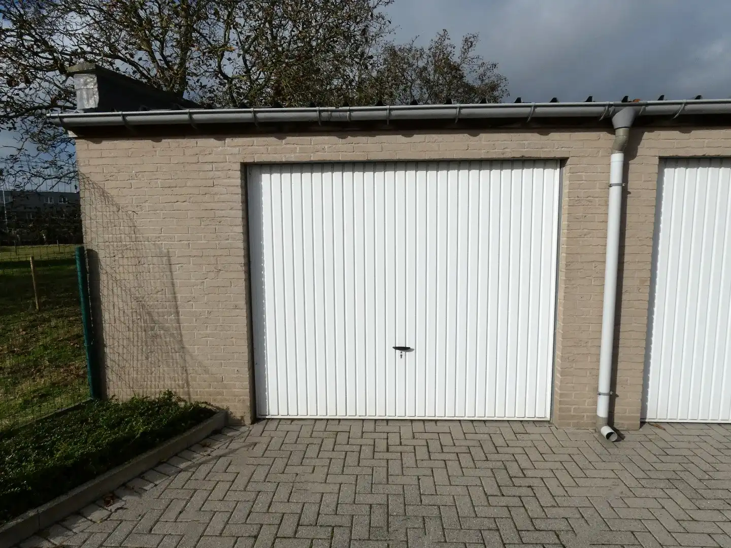 Lichtrijk en gunstig gelegen appartement met 2 slpk, terras en garage, Torhout foto 14