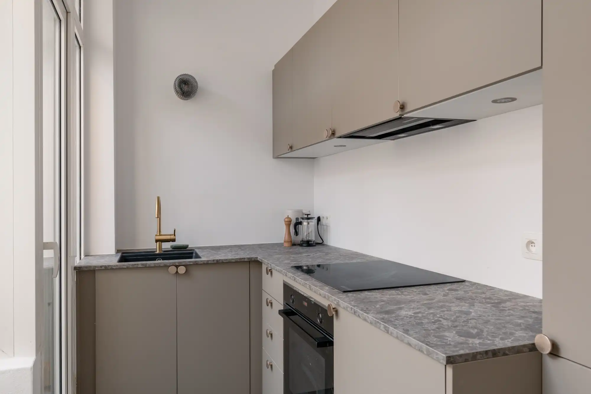 Iets met seks, een dwergteckel en La Dada aan het Stadspark foto 11