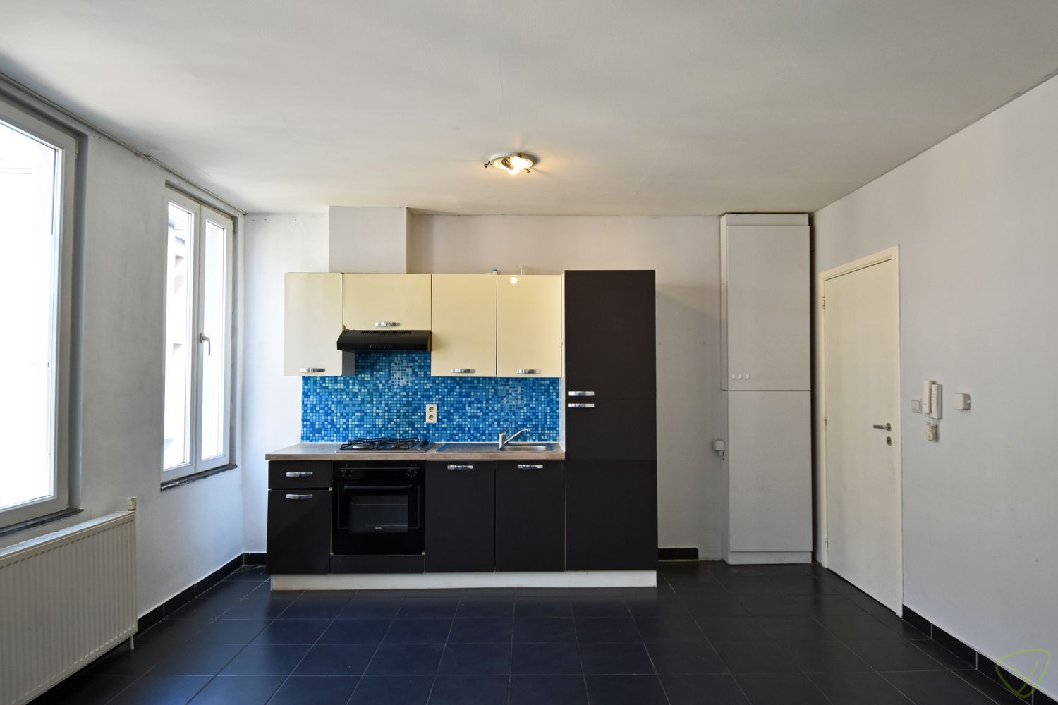 Charmant startersappartement nabij de Markt van Eeklo! foto 5