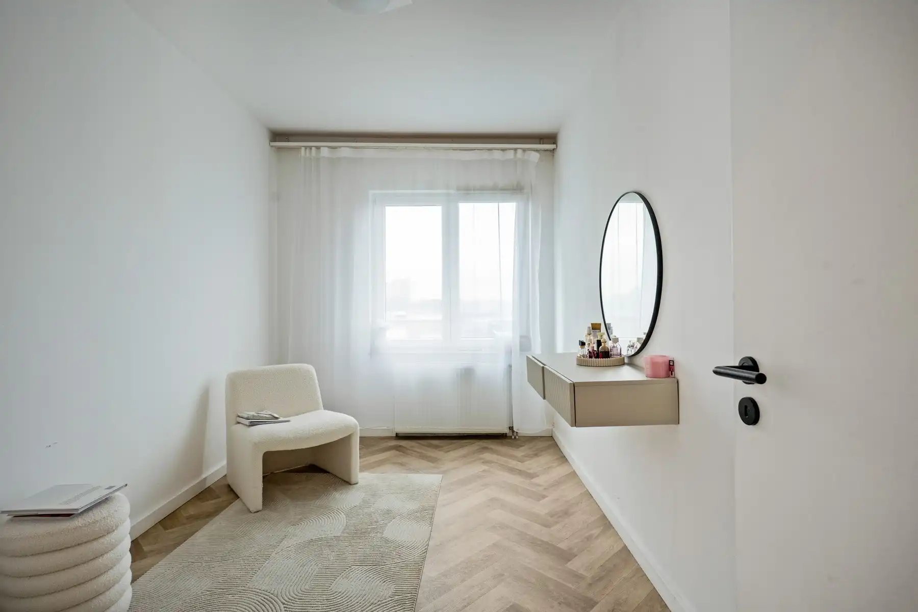 Instapklaar appartement met 2 slaapkamers foto 11