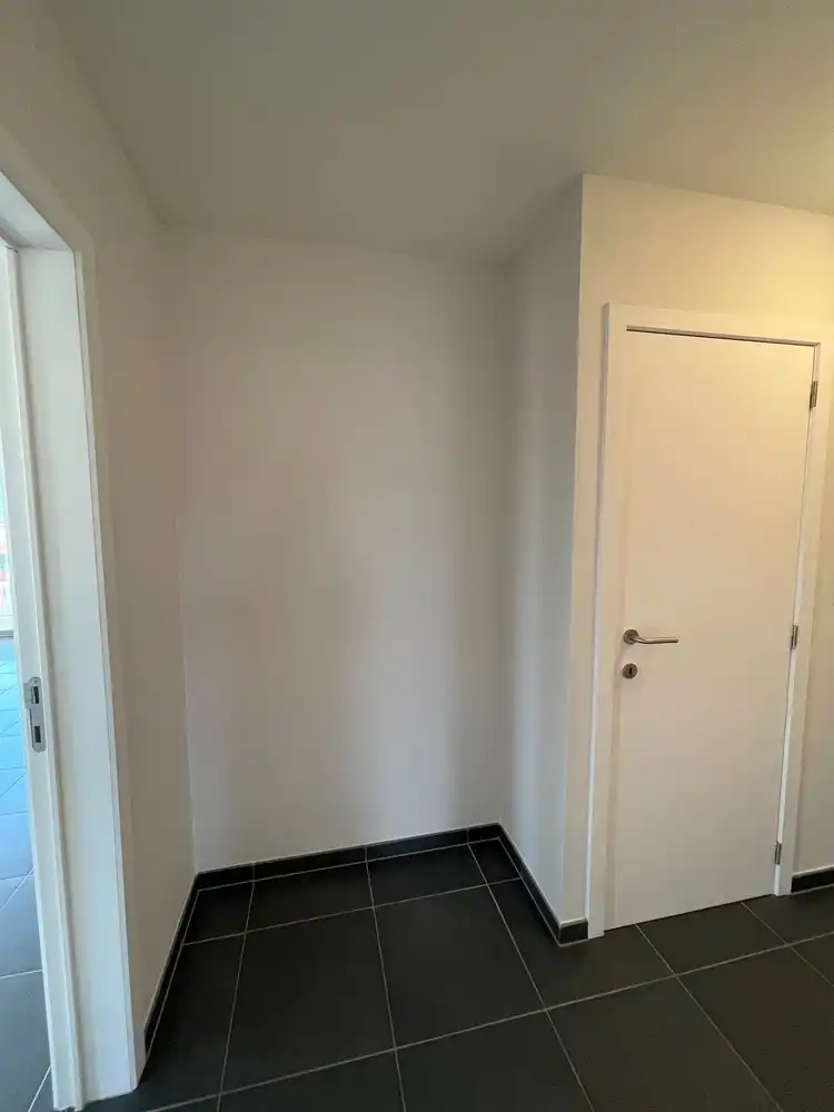 Aangenaam, lichtrijk appartement met overdekt terras en garage foto 18