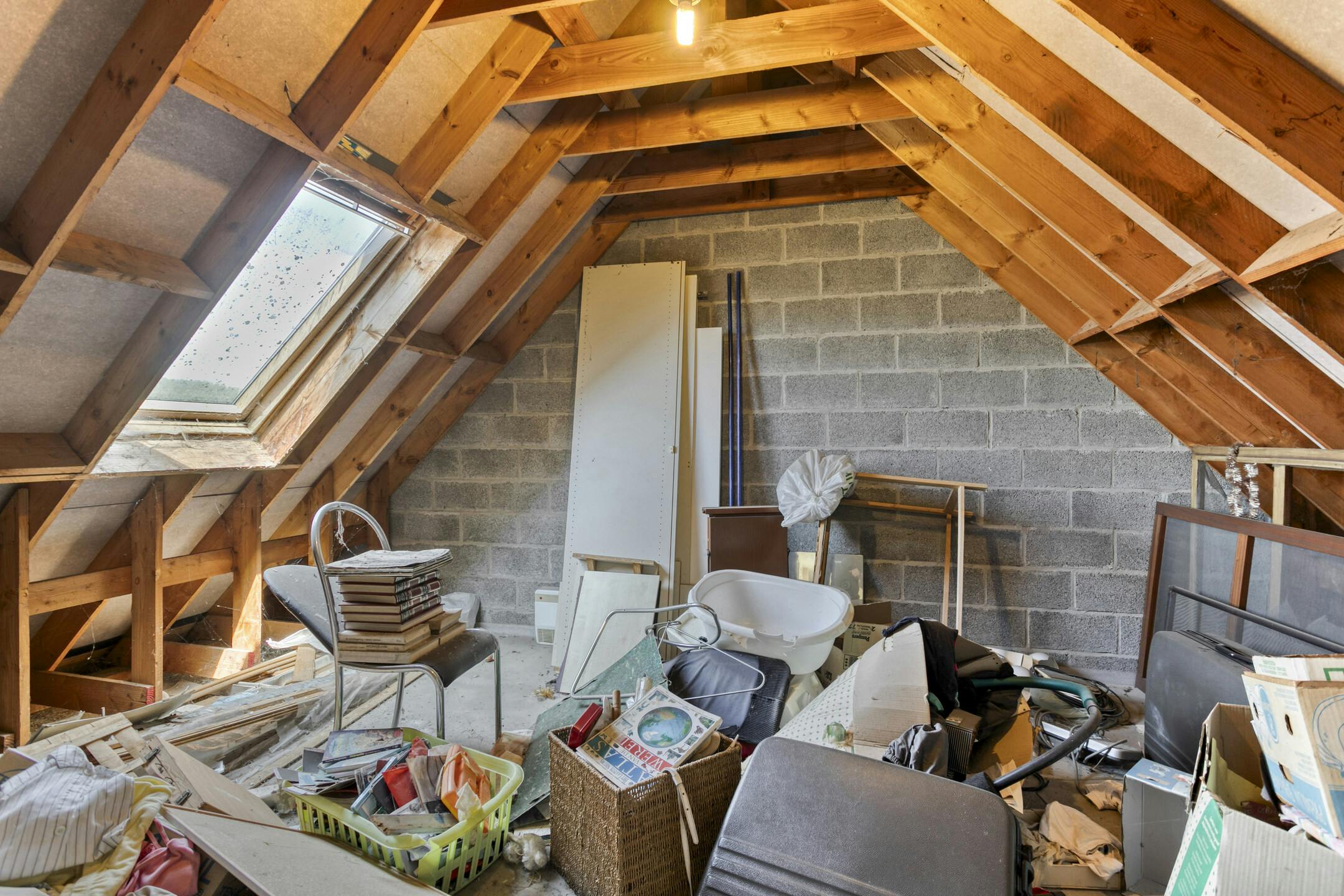 Halfopen huis met 3 kamers te koop in Deerlijk foto 12