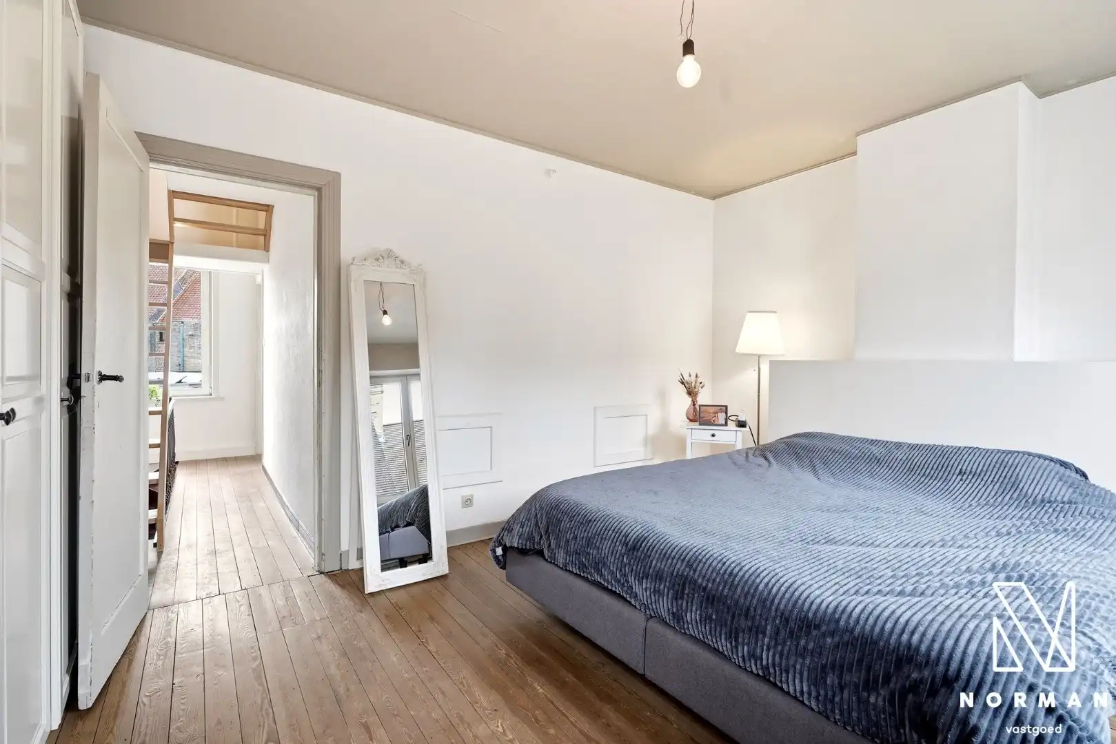 Instapklare woning met 3 slaapkamers en tuin te koop in centrum Kuurne! foto 7