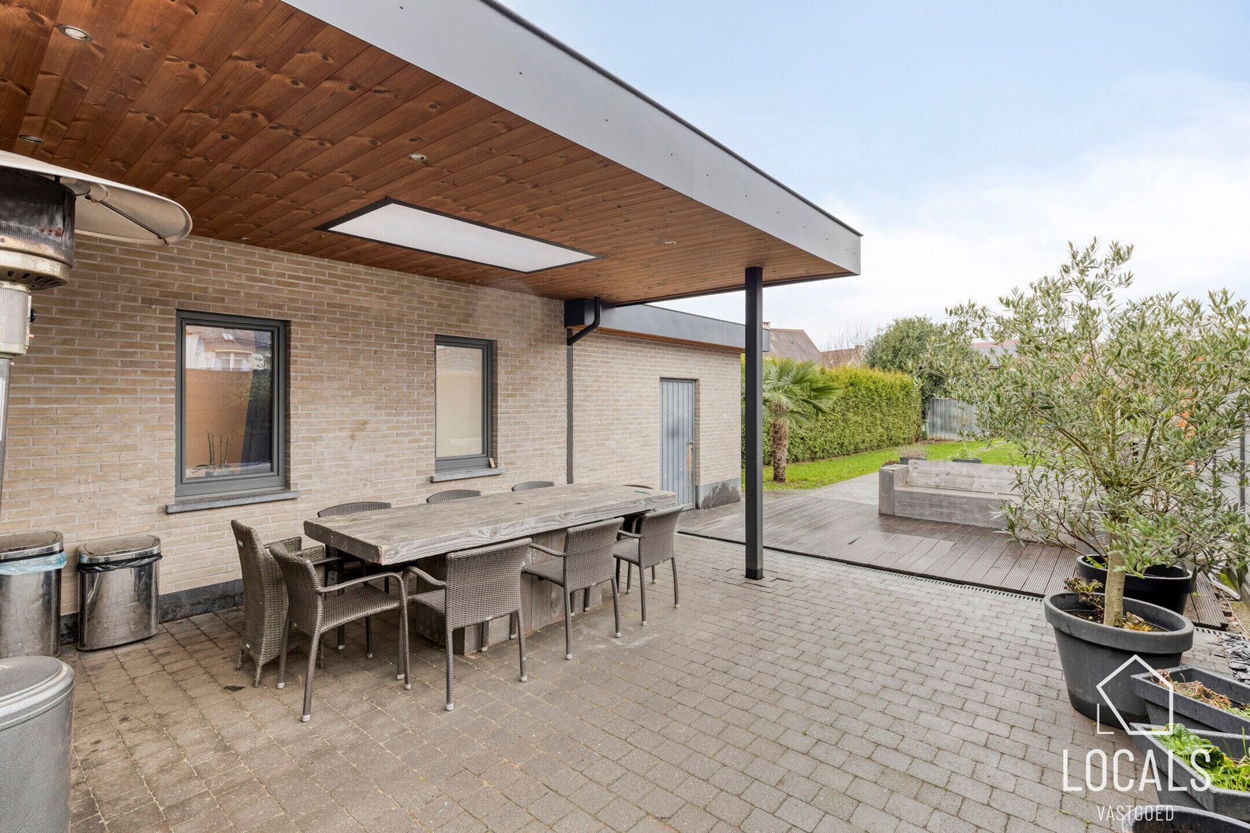 Instapklare en ruime woning in Liedekerke foto 23