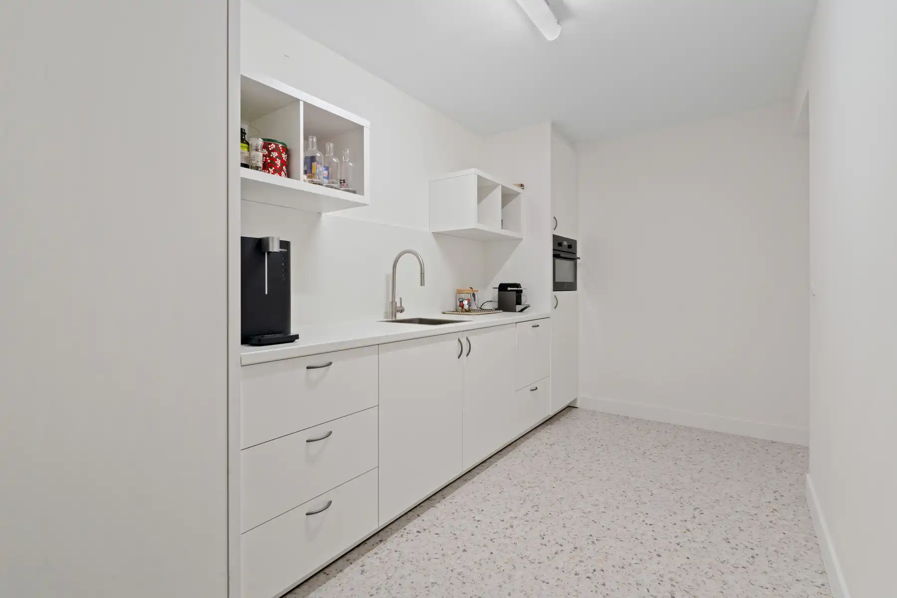 Handelspand in centrum van Sint-Pieters-Leeuw foto 12