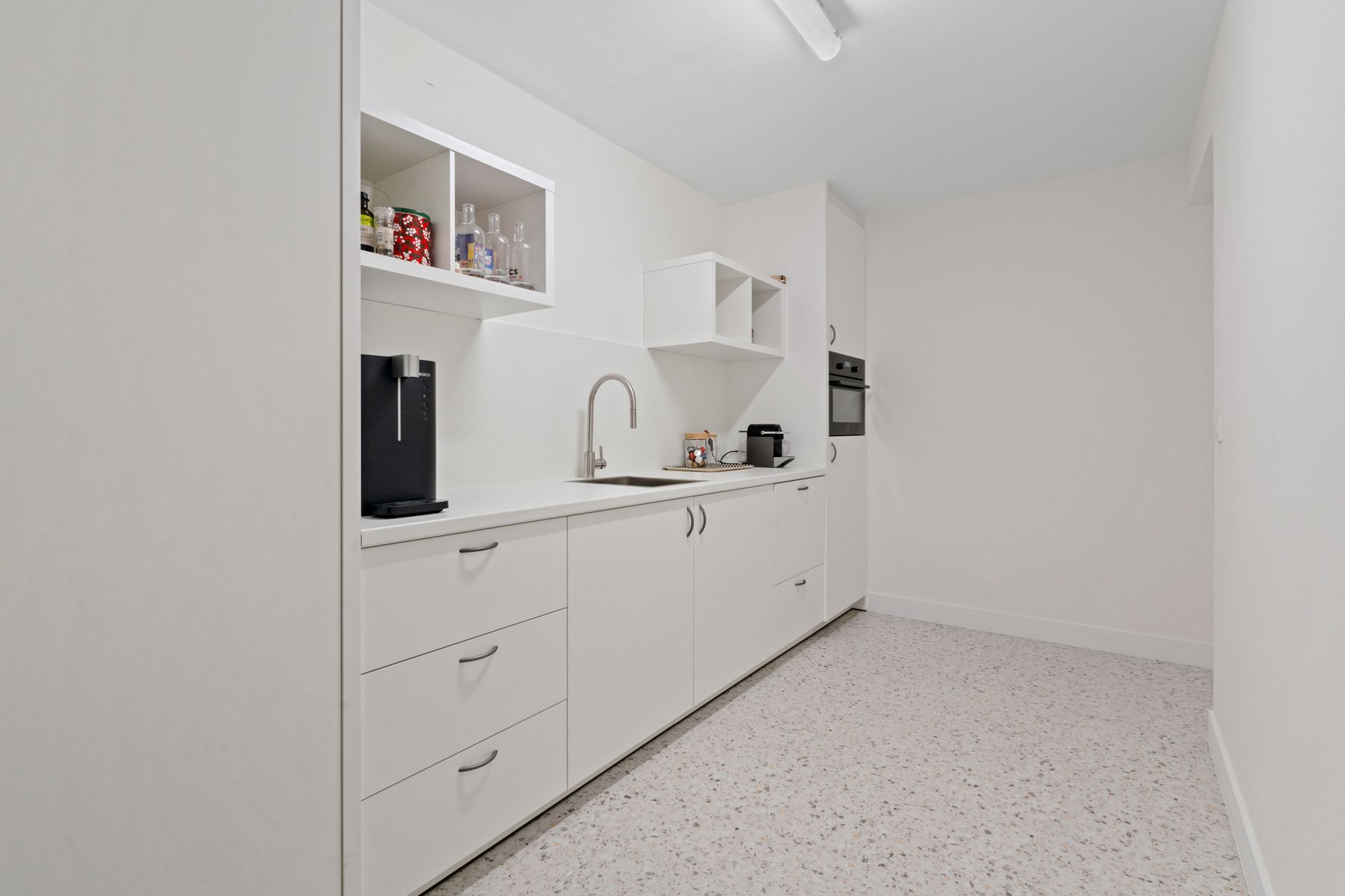 Handelspand in centrum van Sint-Pieters-Leeuw foto 12