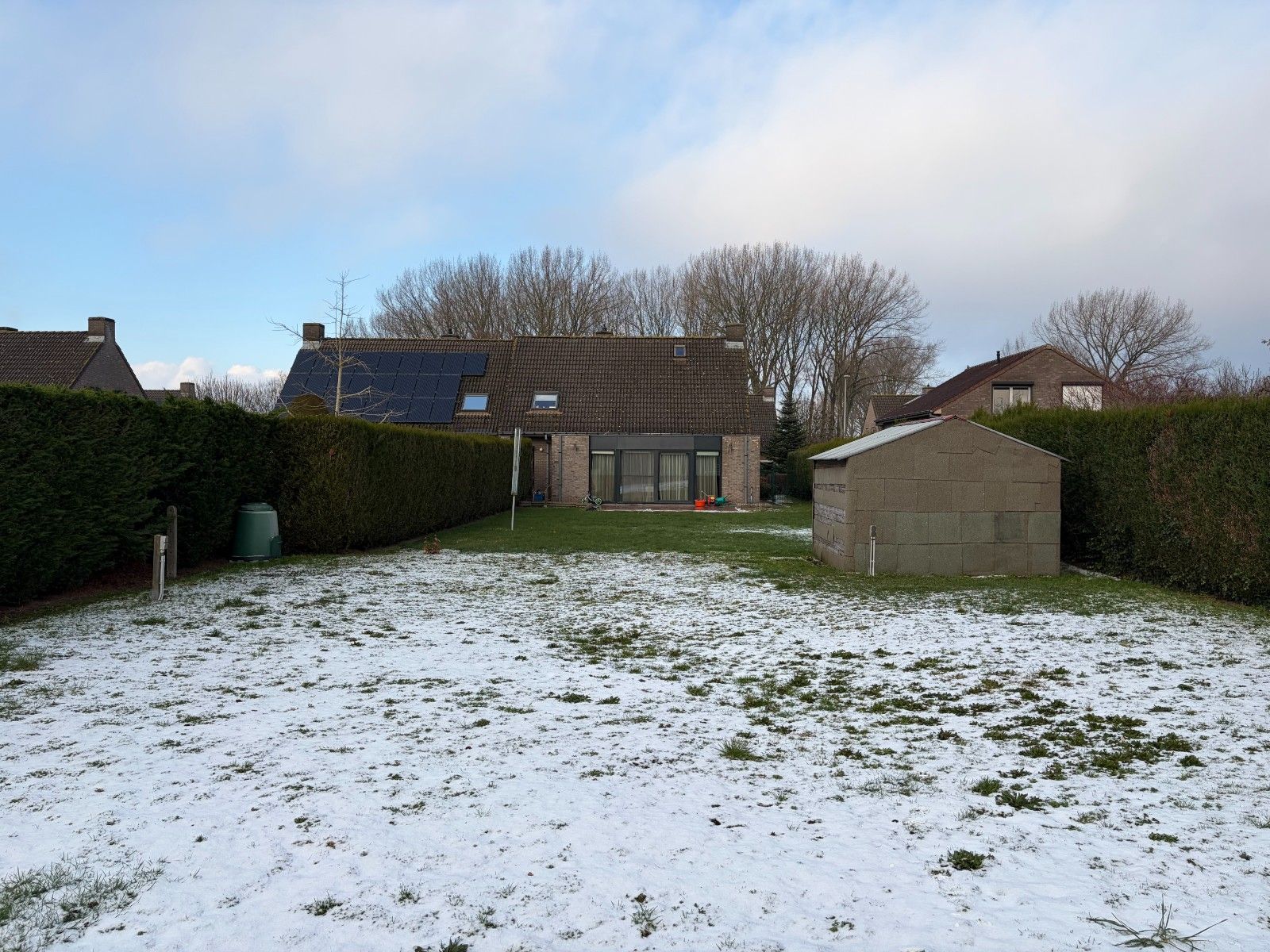 Ruime gezinswoning met 3 slaapkamers, grote tuin en garage foto 20