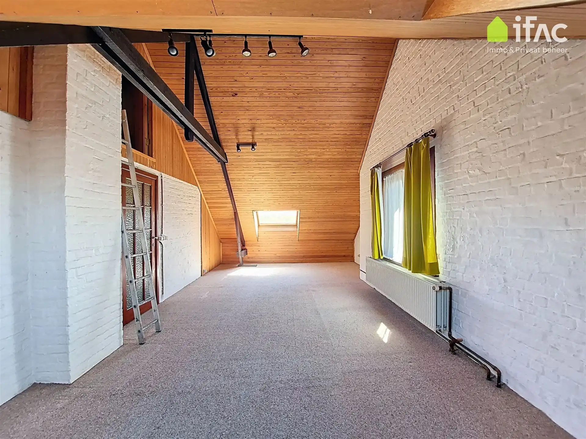 Stevige 3-gevel, 5 slpks, dubbele garage, centrum, ±17are foto 34