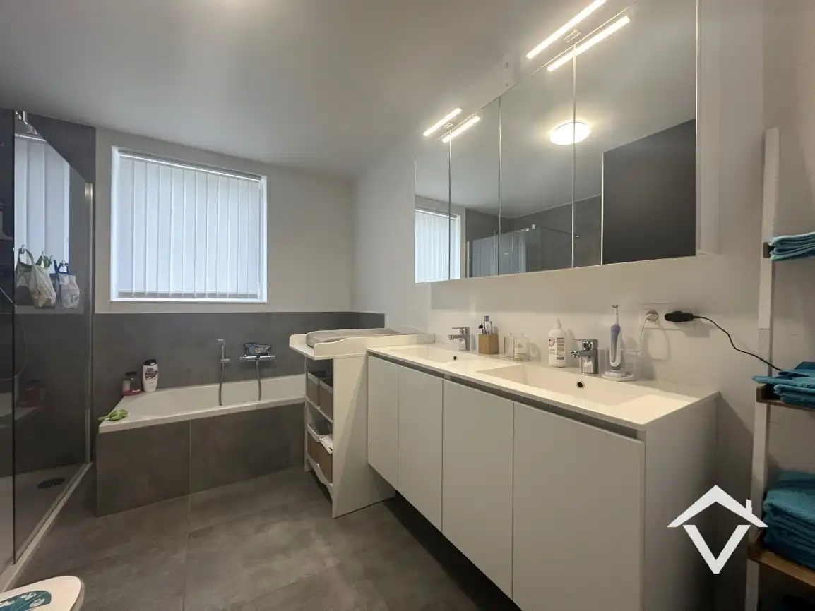 Recente nieuwbouwwoning met 3 slaapkamers en carport te Diksmuide foto 22