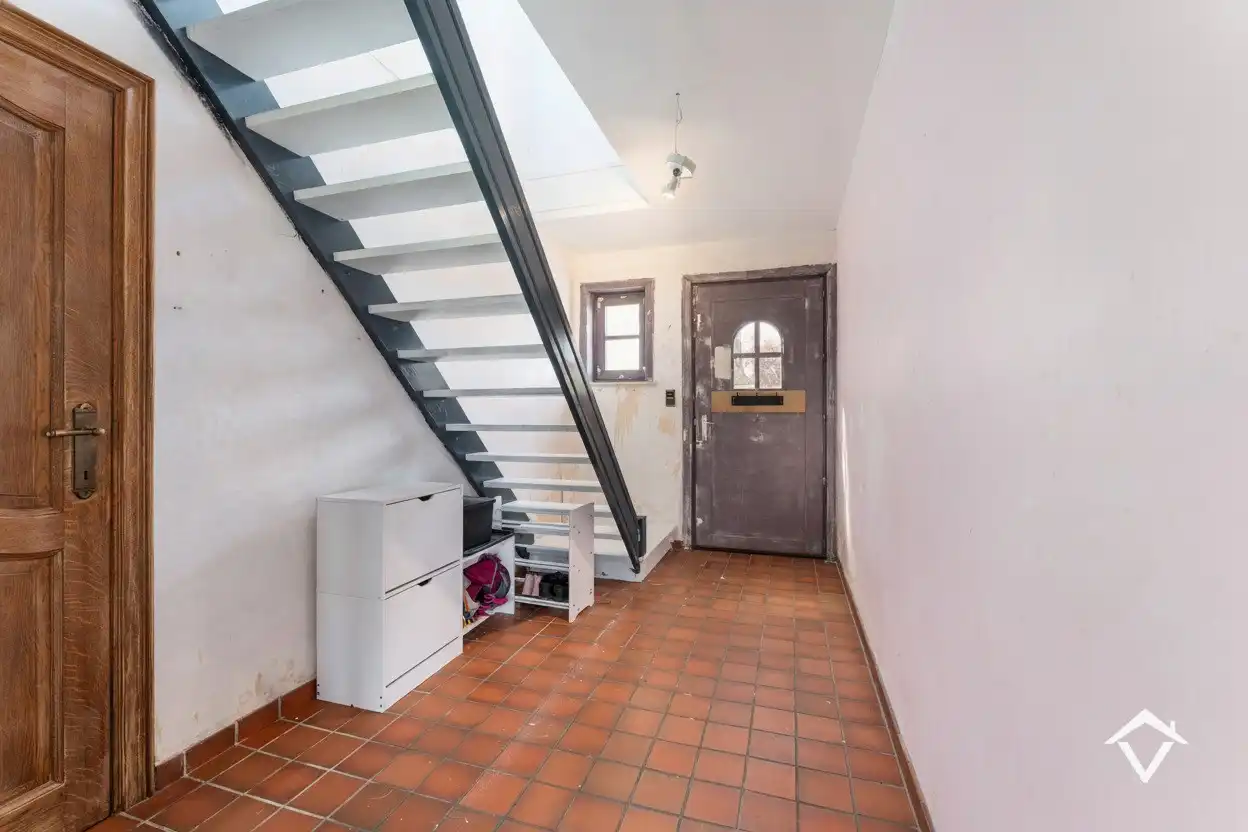 Landelijke gezinswoning met rustige ligging, 3 slaapkamers en een inpandige garage foto 3