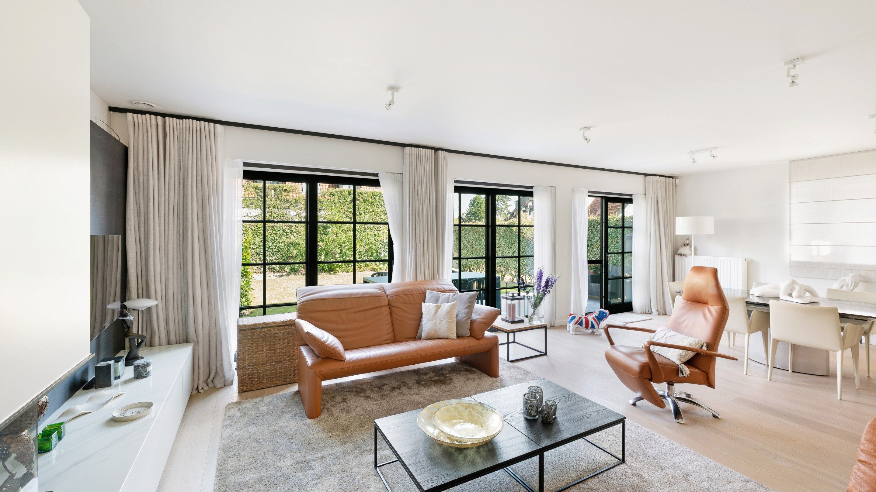 Recente hoekwoning met vijf kamers te Knokke foto 4
