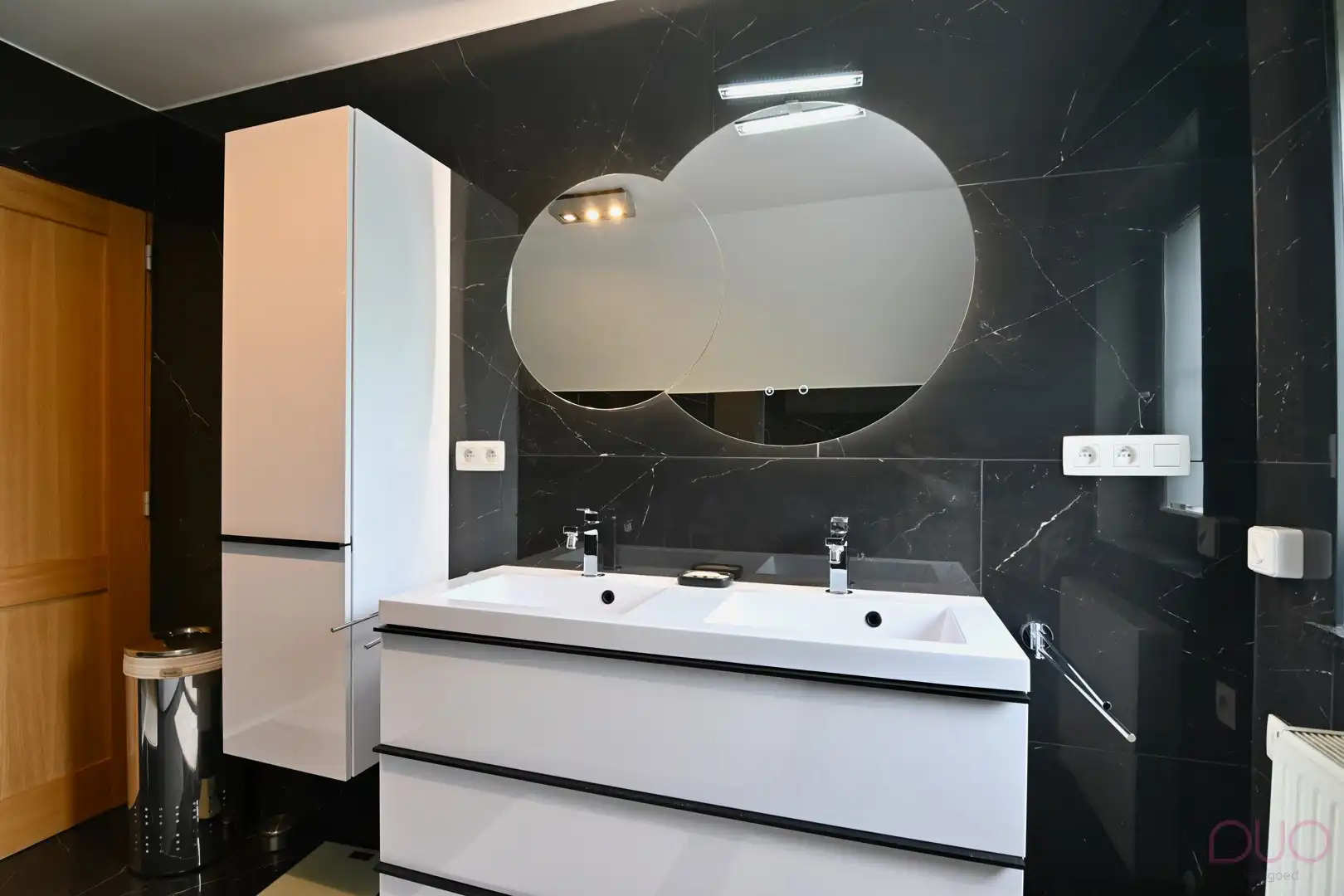 Knappe vrijstaande woning, instapklaar met tot 5 slaapkamers, midden in het groen foto 23