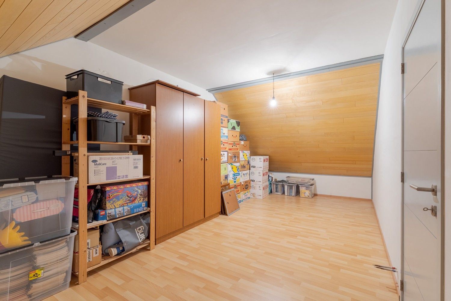 Ruime en comfortabele gezinswoning met 3 slaapkamers op perceel van meer dan 5a in het centrum van Bree foto 30