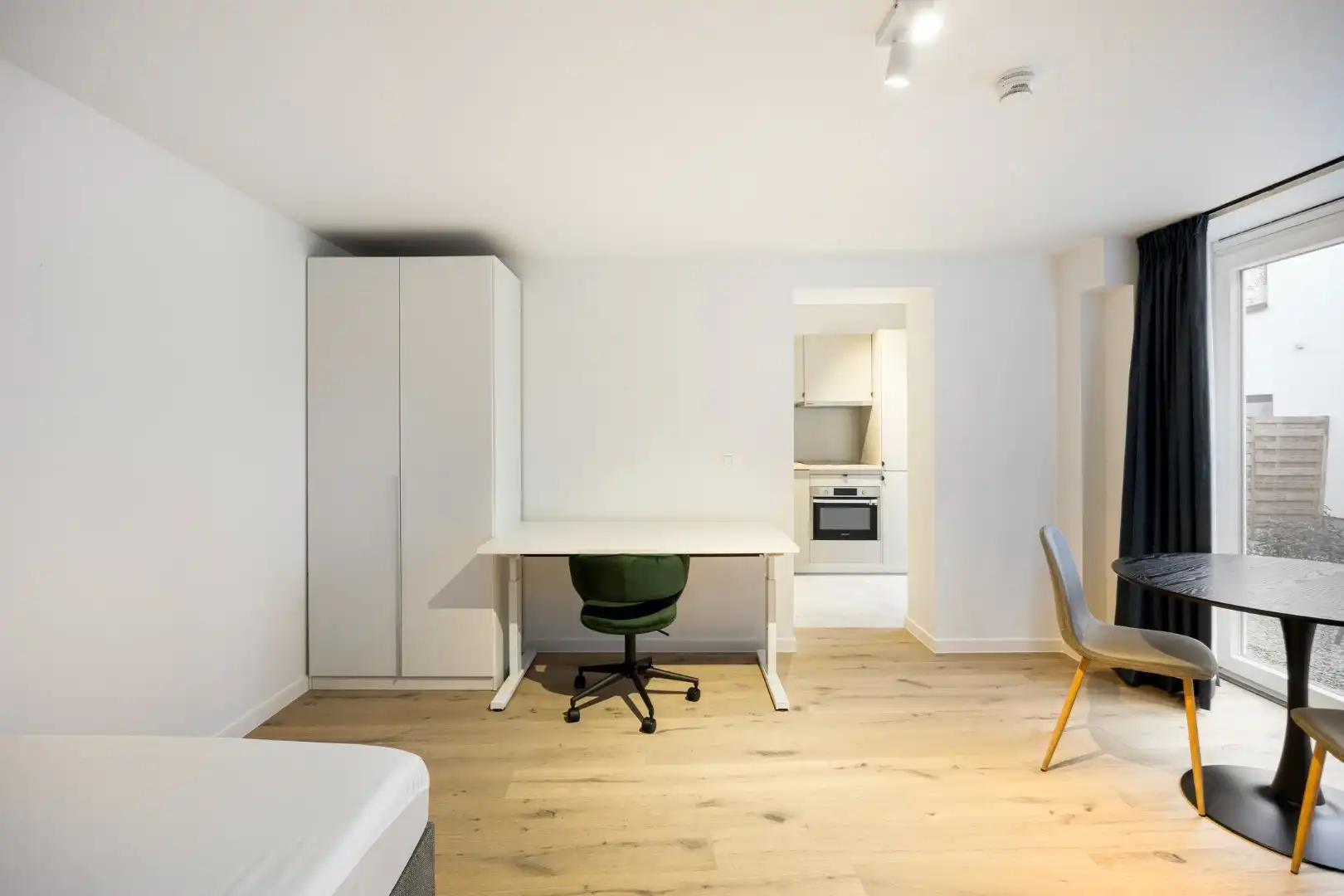 Totaal gerenoveerde en bemeubelde studio op gunstige ligging nabij Leuven  foto 24