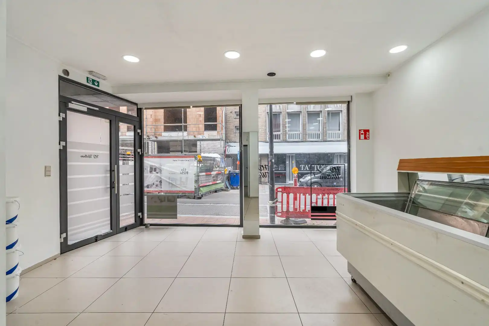 Commercieel uitstekend gelegen handelspand, 60m² foto 3