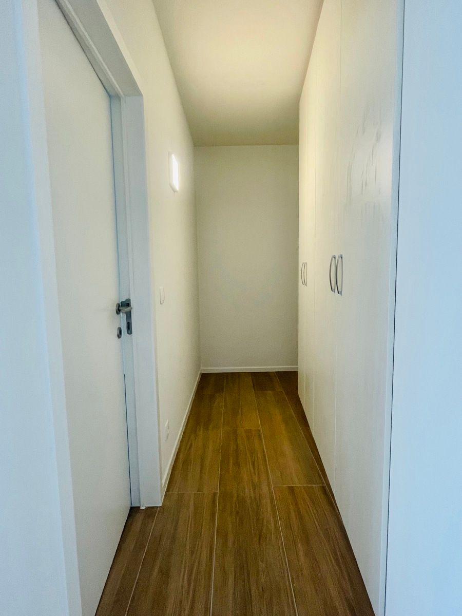 Te huur: Volledig gerenoveerd appartement te Aalst!  foto 2