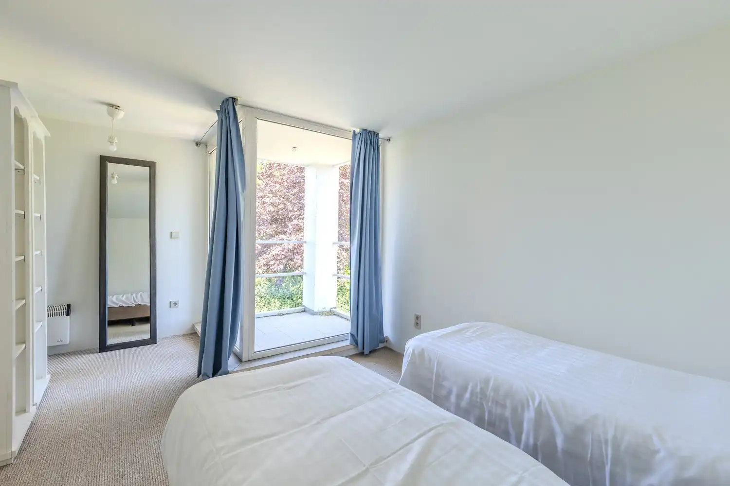 Moderne villa met ruime leefruimte, 4 slaapkamers en 2 badkamers op 13 are in gegeerde buurt Neerharen- Lanaken foto 24