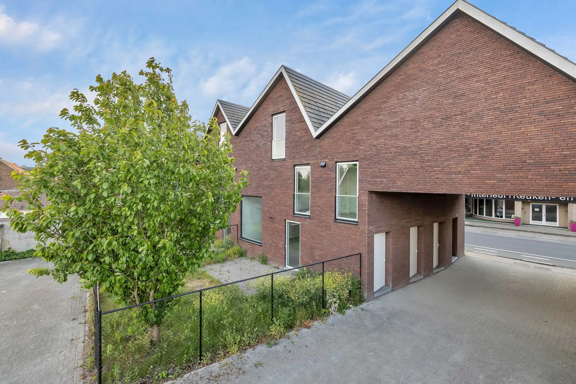Instapklare nieuwbouwwoning met 5 slaapkamers foto 25