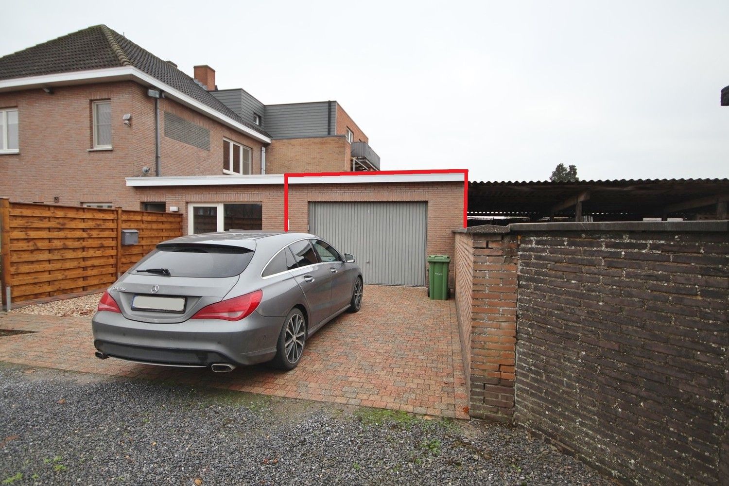 Ruime instapklare woning met 3 slaapkamers foto 30