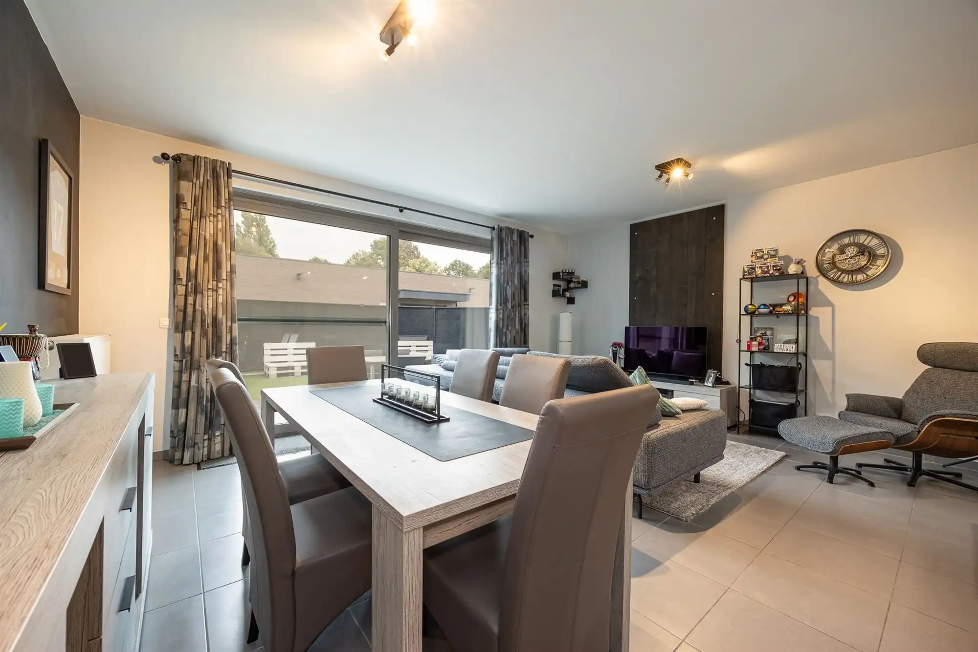 Gelijkvloers appartement met ruime tuin foto 5