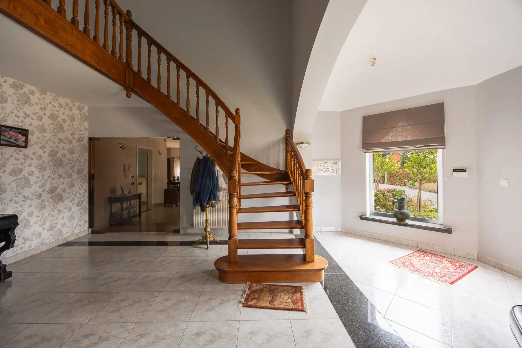 Royaal vrijstaand landhuis in zeer rustige buurt foto 17