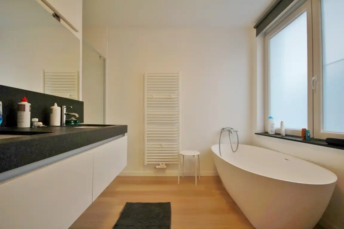 Rustig gelegen woning met 2 slaapkamers en ruime tuin foto 17