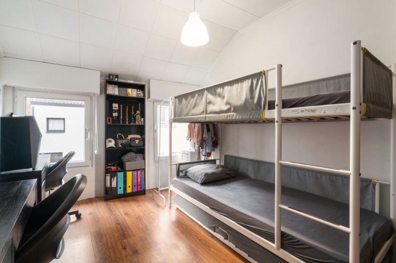 Woning aan de stadsrand foto 14