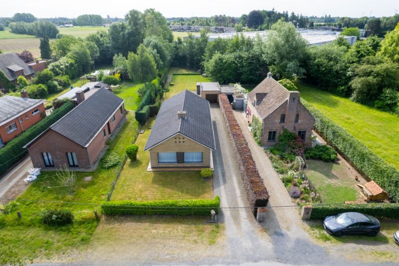 Woning OB op 1201m² grondoppervlak !!! foto {{pictureIndex}}