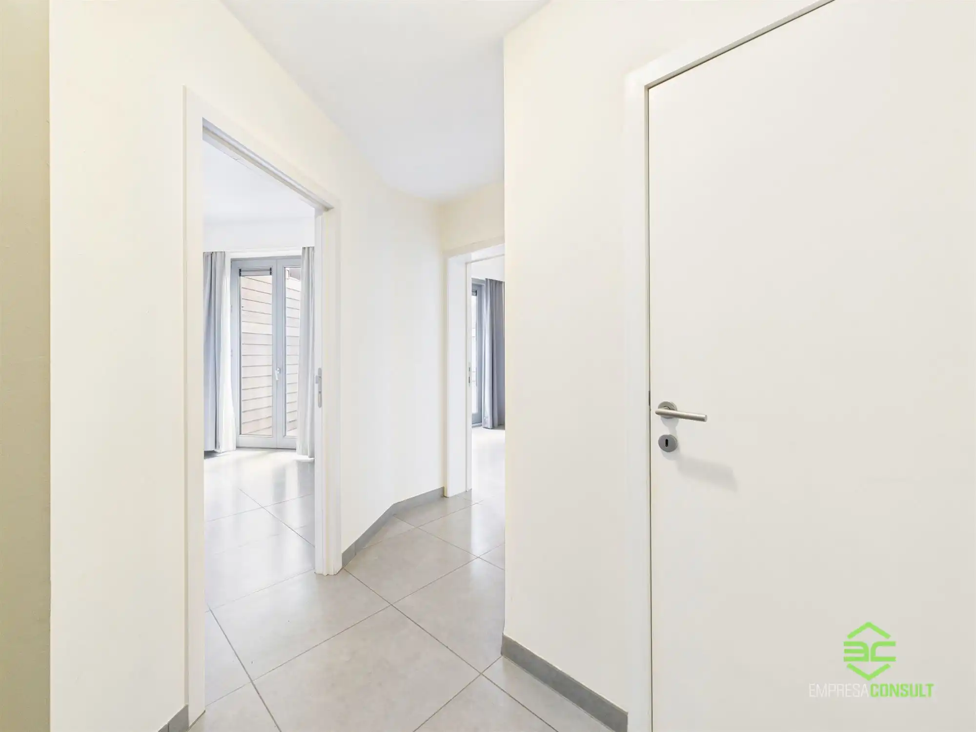 Gelijkvloers app met 2 slpk aan het stadspark! foto 5