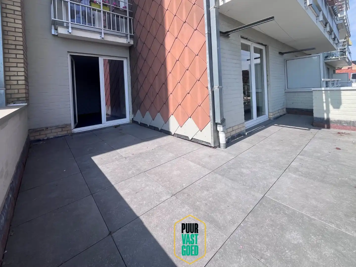 Ruim appartement met 2 slpk's en bureau met uitzonderlijk groot terras  foto 24
