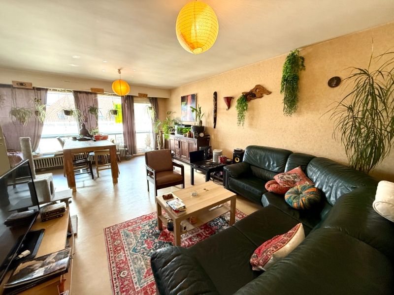 Ruim appartement met 2 slaapkamers en overdekt terrasje foto 3