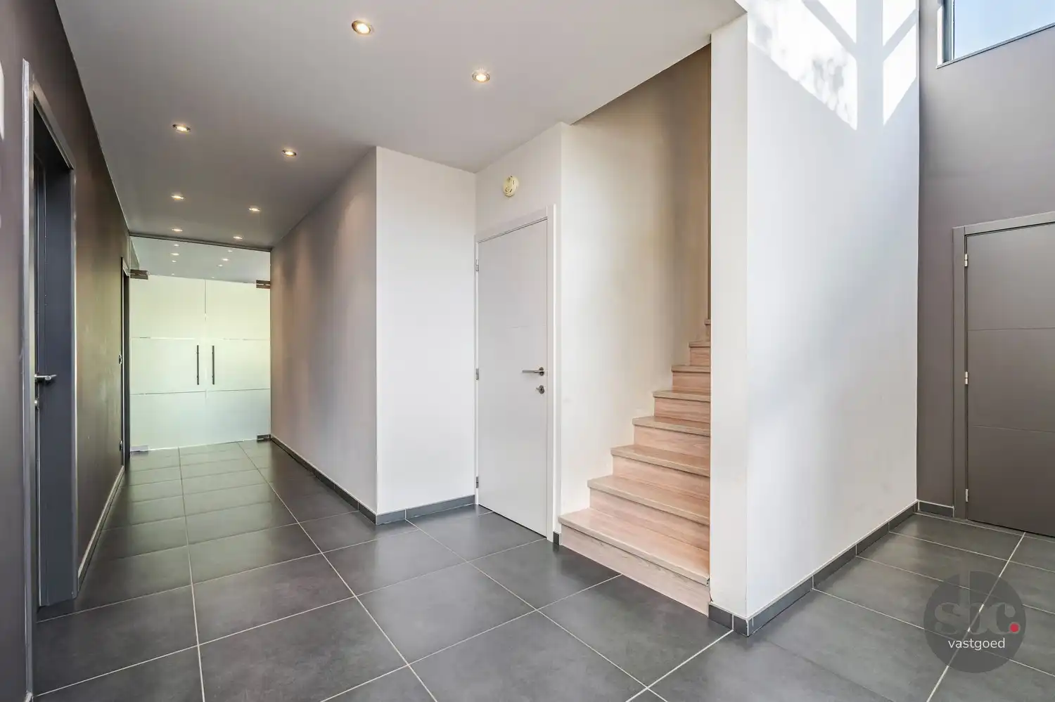 Moderne villa op riant perceel met verwarmd zwembad te Zonhoven foto 13