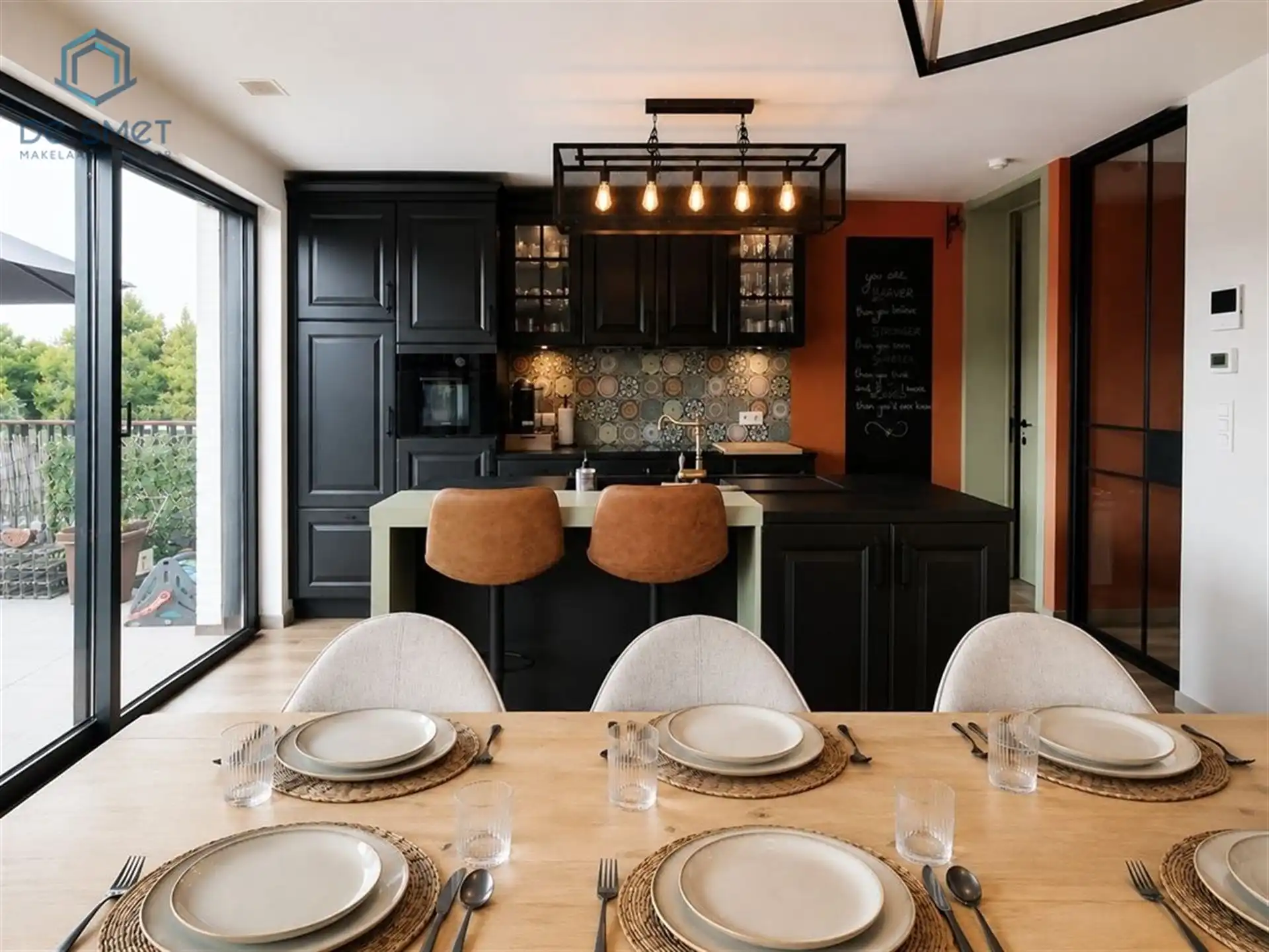 Recent en stijlvol appartement met ruim zuidwestgericht terras foto 3