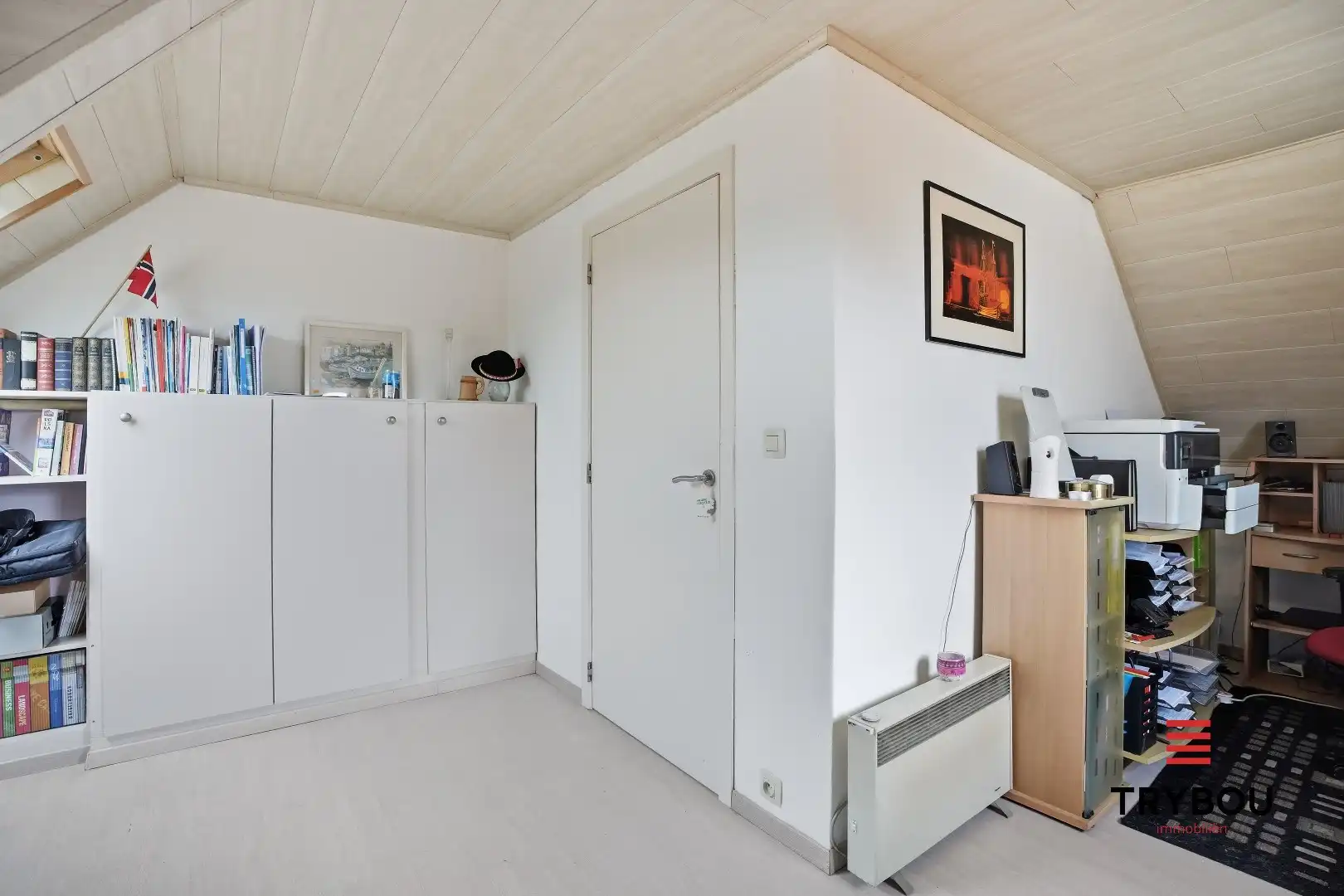 Rustig gelegen, alleenstaande woning op ruim perceel van 2210 m² foto 18