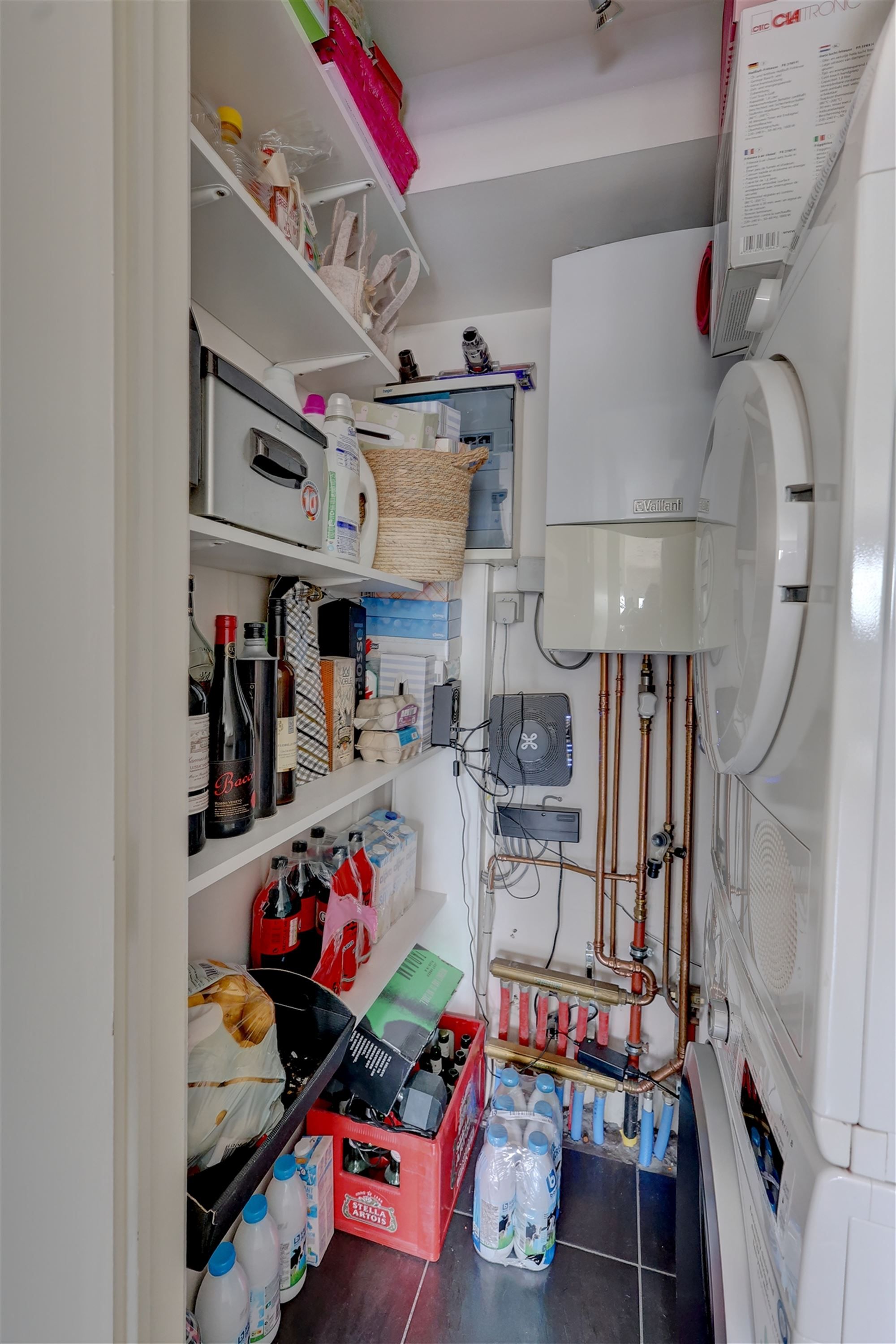 Lichtrijk appartement met twee slaapkamers foto 6