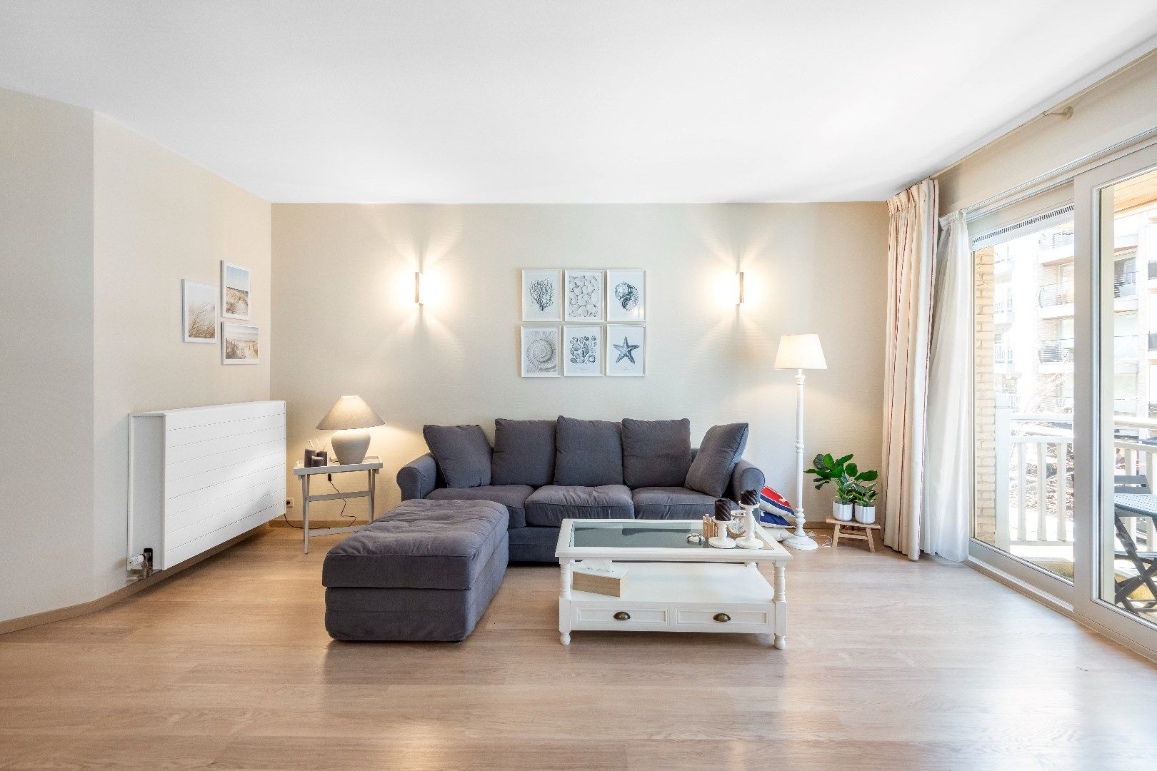 Zeer goed onderhouden appartement met zonneterras, gelegen op de Dumortierlaan. foto 3
